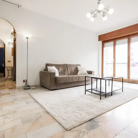 Big Deluxe Apts Italian Style Lake&terrace Apartmán Lecco